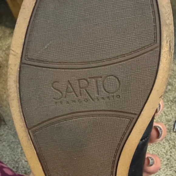 Franco Sarto Black Leather Loafers - Picture 4 of 4